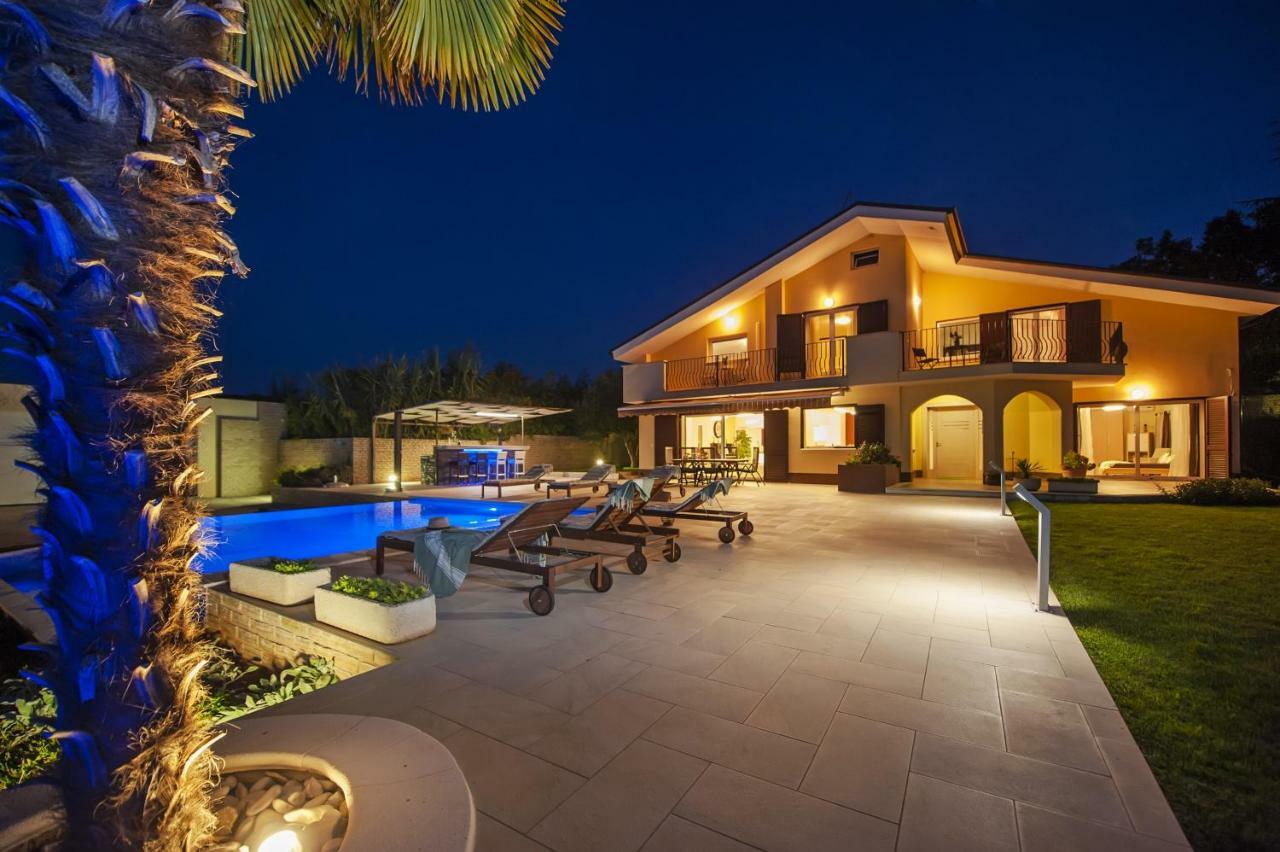 Villa Montericco Ровин Екстериор снимка